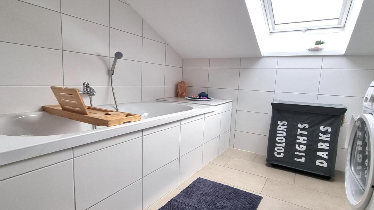 Wohnung: Beast. Bis 6 Personen, Klima, Massageliege, 3X Tv Cremlingen Luaran gambar